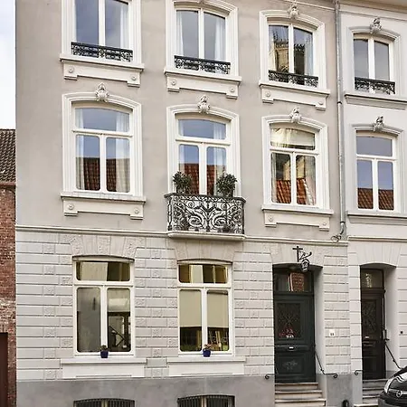Amato-brugge 住宿加早餐酒店 3*